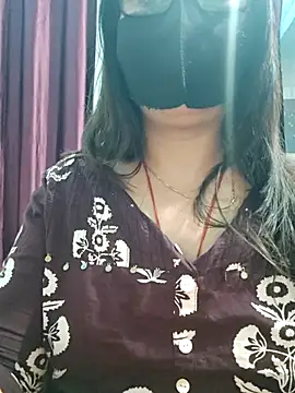 Aishwaryaa_69 live sex cam