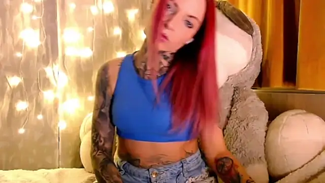 InesGold's cam snapshot