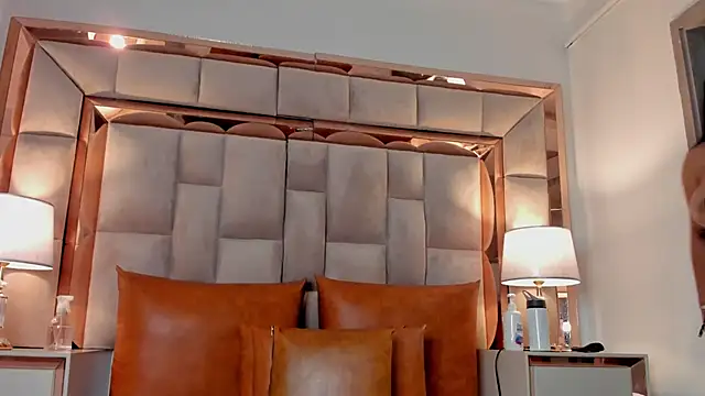 ValentinaBreats's cam snapshot