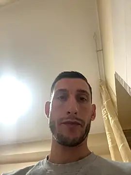 Gionnytav's cam snapshot