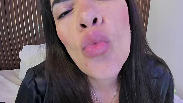 Roxie-NS's cam snapshot