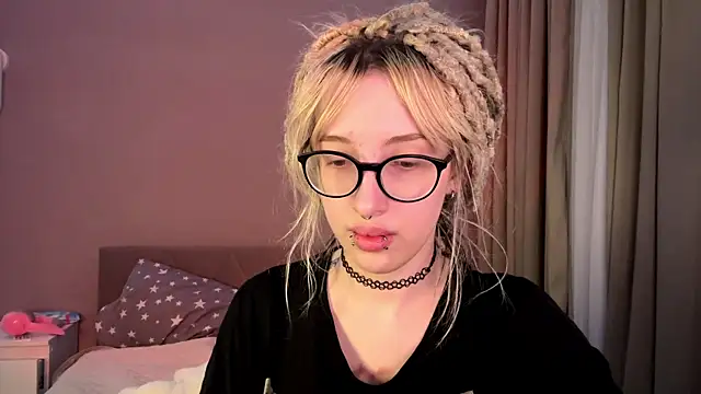 Milkmoriee's cam snapshot