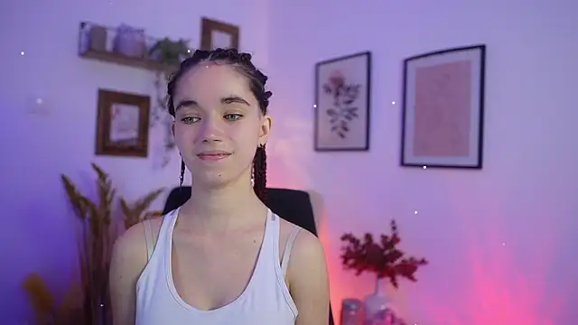 Gia_Paige18's cam snapshot