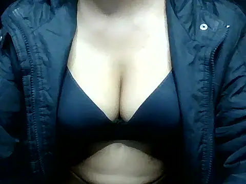 hotey_ava's cam snapshot