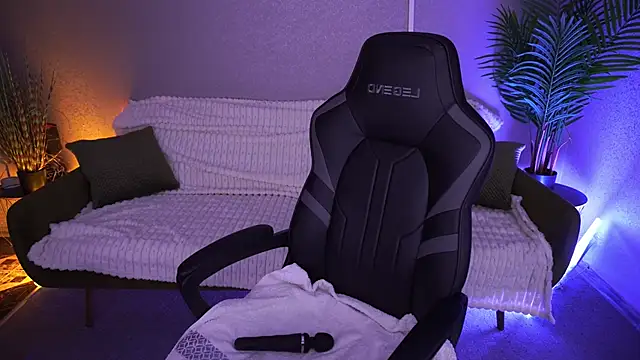 MilaSecrett live sex cam