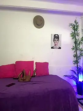 lonely_shewolf's cam snapshot