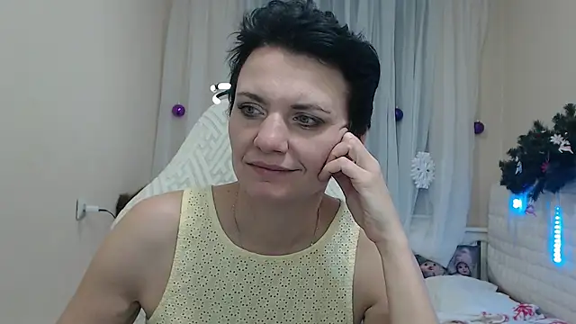 AvaSaturnian's cam snapshot