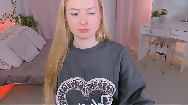 Laly_Peach's cam snapshot