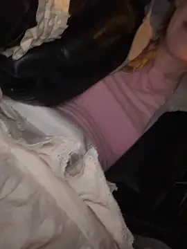 kira_mia's cam snapshot