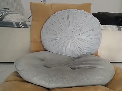 Thu_Ha_Noi_sweet_love's cam snapshot