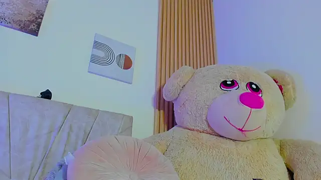 little_emiily_'s cam snapshot