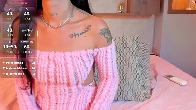 Emilly_Beaumont's cam snapshot