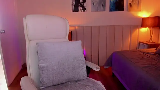 DaniRousse live sex cam