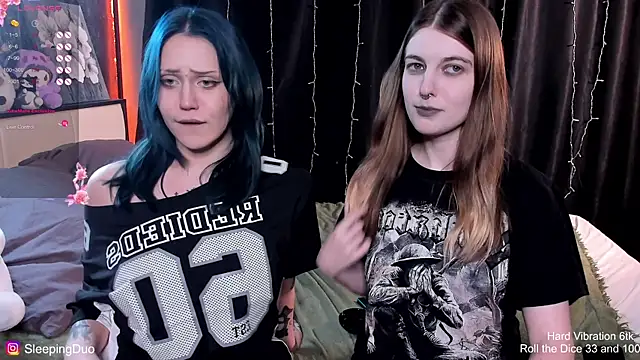 SleepingDuo's cam snapshot