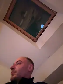 Crevette311's cam snapshot