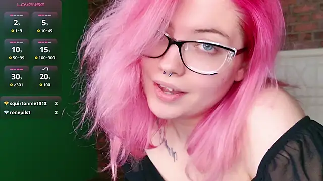 Lisa_Adam's cam snapshot