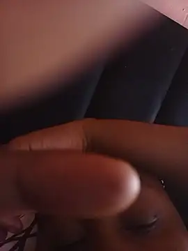 HeartBeatz5's cam snapshot