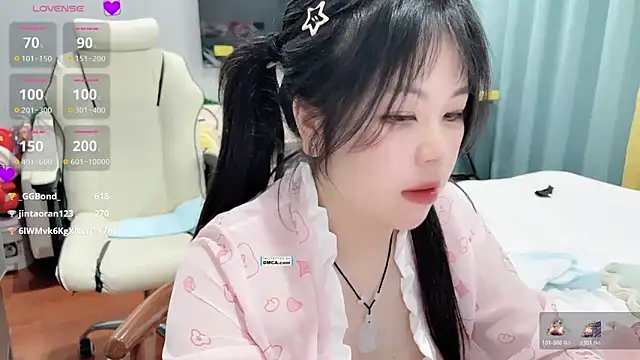 mooe-123123's cam snapshot