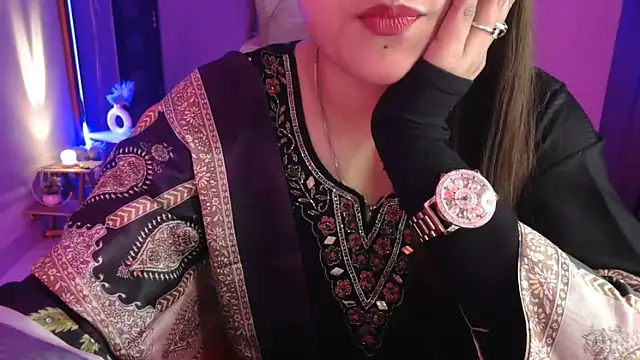 Mitikaa's cam snapshot