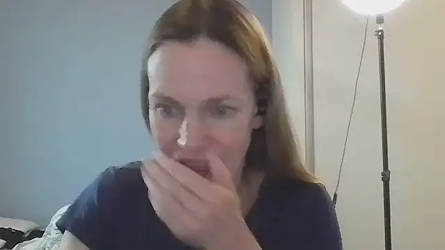 Annylove1's cam snapshot