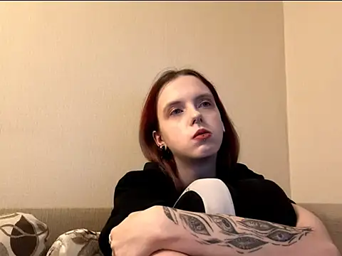 LulyClouds's cam snapshot