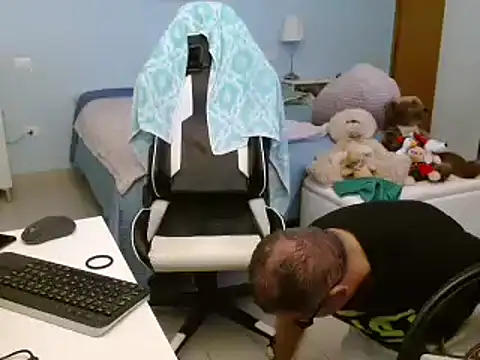 ItalianEXB live sex cam