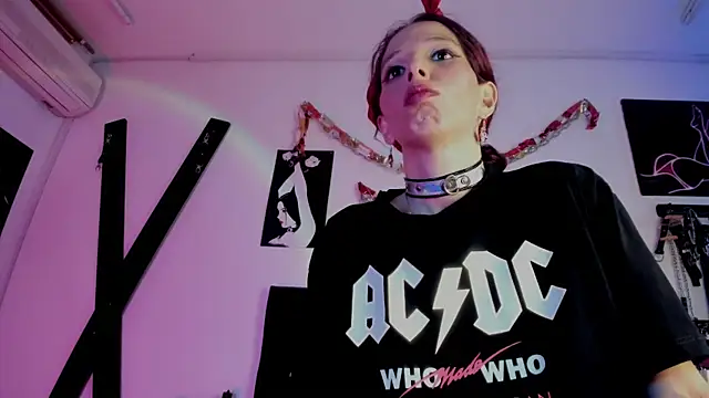 Little_Naughtty live sex cam