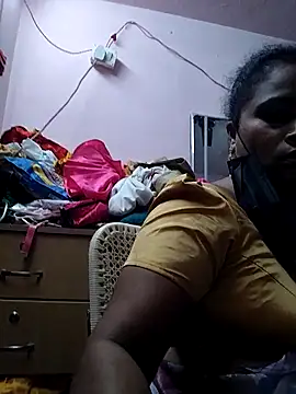 Tamil_devagi's cam snapshot