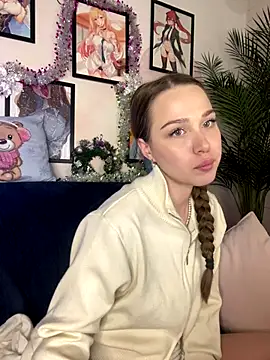 MiyaMeow-'s cam snapshot