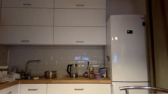 ElfriedaZwack's cam snapshot