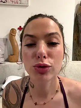 Sugarbellax's cam snapshot