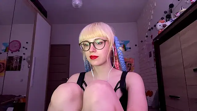 EffacedScan's cam snapshot