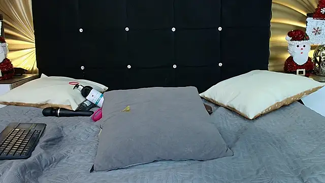 emmily_keller19's cam snapshot