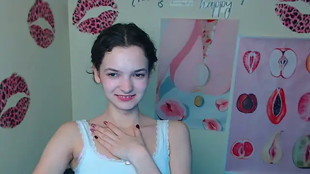 _SusieSu_'s cam snapshot