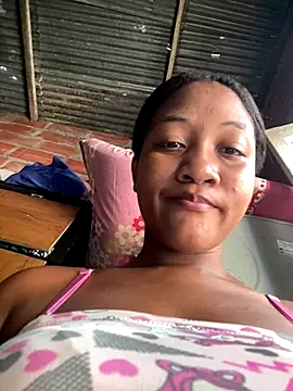 alezaafrench's cam snapshot