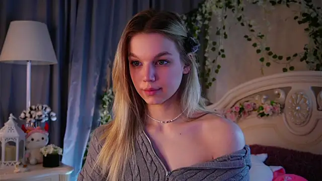 EdlinAlliston's cam snapshot