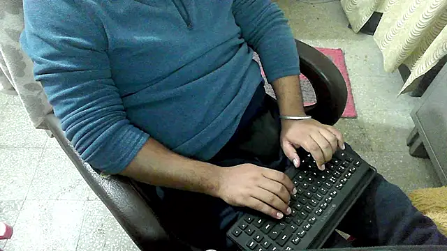 rentarob's cam snapshot