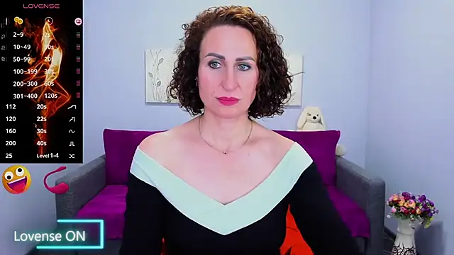 Nia_Smithh live sex cam