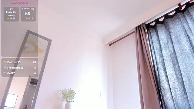 Amina_hafsa live sex cam