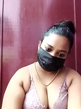 Mandhra28's cam snapshot