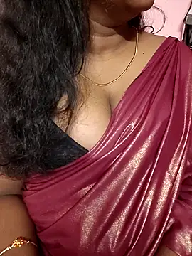 Keerthee_'s cam snapshot