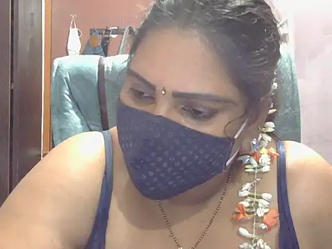 Nisha-telugu live sex cam