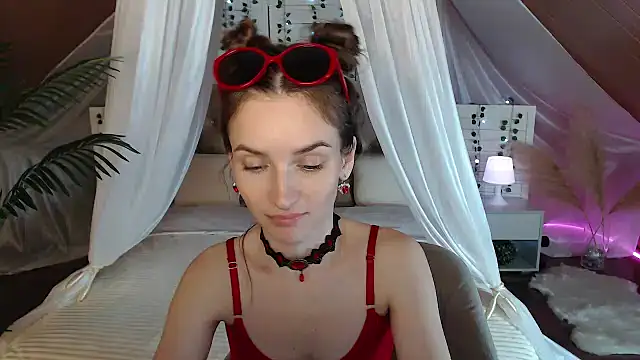 LilianMillion's cam snapshot