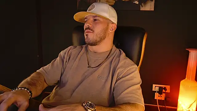 AngeloEric's cam snapshot