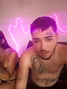 Bbzinha_18's cam snapshot