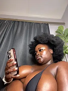 Honeycoco0211's cam snapshot