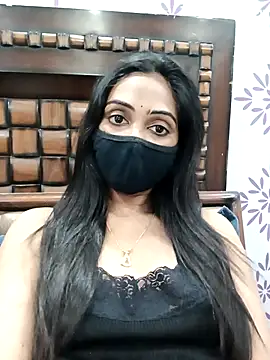 Yours-Bebo live sex cam