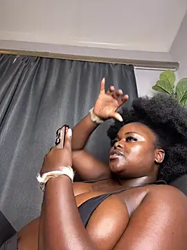 Honeycoco0211's cam snapshot