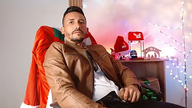 Reiko_85_'s cam snapshot