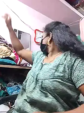 Tamil_devagi's cam snapshot